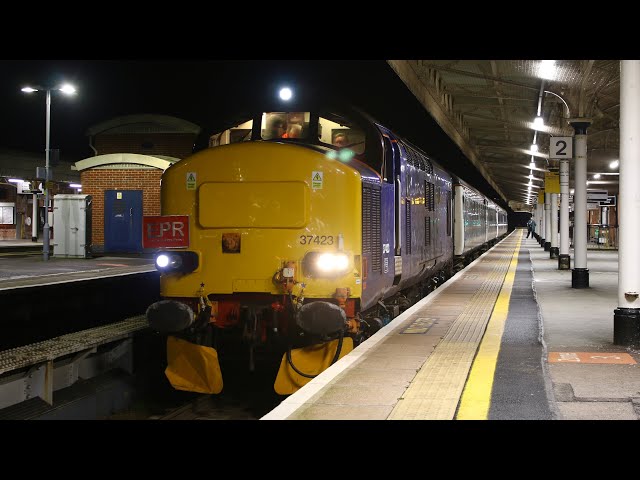 Class 37423 at Taunton working 5Z02!