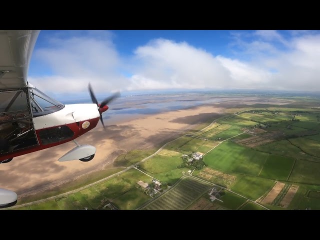 Skyranger microlight - Cross Wind Landings