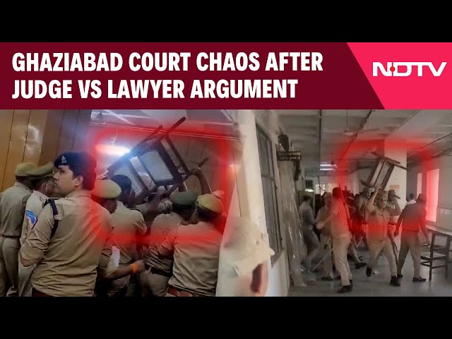 Ghaziabad Court News Today | Ghaziabad Court Chaos After Judge vs Lawyer, Cops Chase Away Advocates