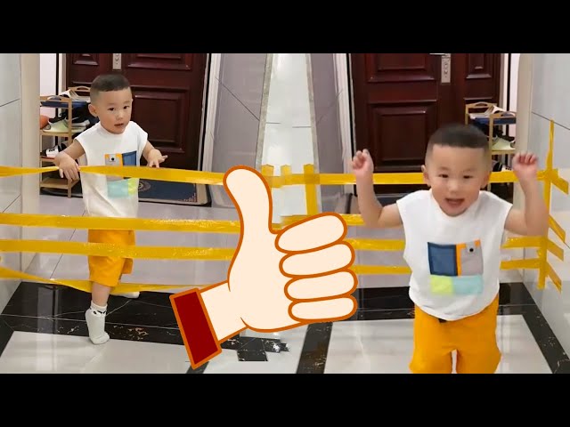 How Will The Cute Baby Pass The Obstacles?#comedy #cutebaby#funnyvideos#smile