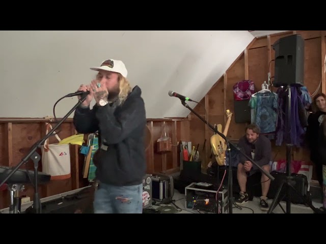 Mihali - The Garage Sessions, Live @ Cape Frendly 6/3/23