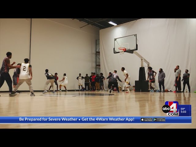 Local non-profit makes NBA basketball-style league for Muslim community