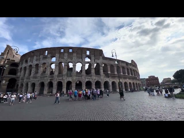 Outside Colosseum in Rome Italy 🇮🇹