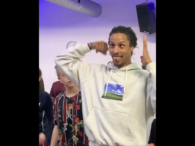 👑LAU teaching CHOREOGRAPHY!! 🤪  Montreal Workshop 2019!! ✨🎥: twinsviewofcanada (ig) #lestwins