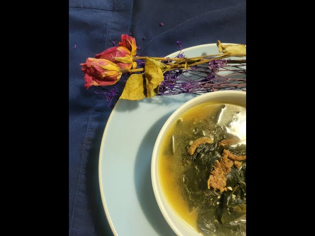 Seaweed Soup Miyeok Gook  미역 국