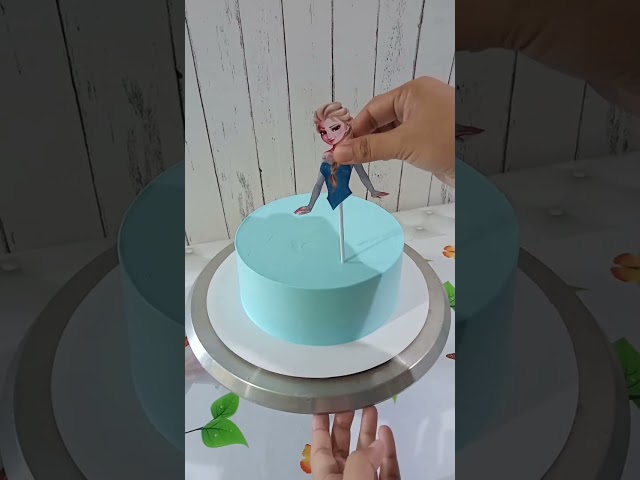 Frozen Cake | Elsa on Cake | Birthday Cake #cakedecorating #shortvideo #shorts