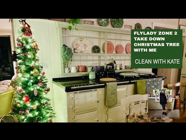 Take Down Your Christmas Tree with Me | Zone 2 FlyLady System 🎄✨#flyladysystem #cleanandtidy #zone2