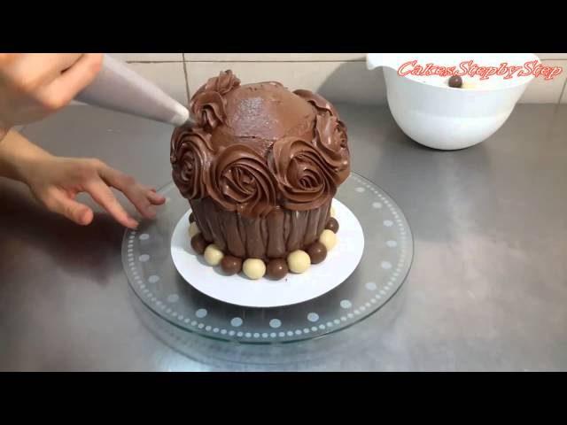 Giant Chocolate Cupcake  Birthday Cake Ideas by CakesStepbyStep