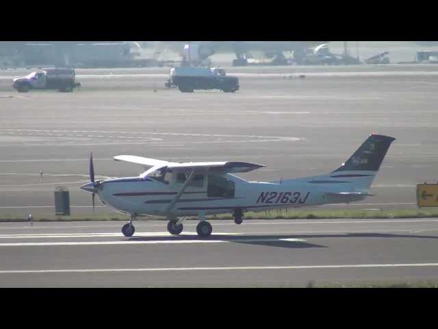 Portland Police Bureau N2163J Cessna 182 Takeoff Portland Airport (PDX)