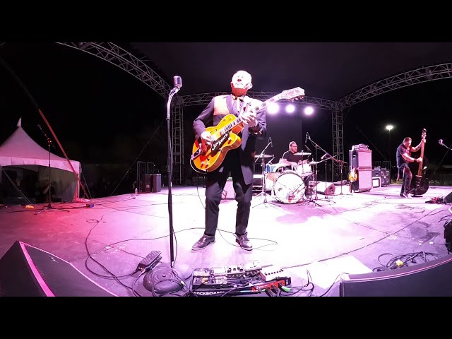 360 Reverend Horton Heat Perform in Lake Havasu City