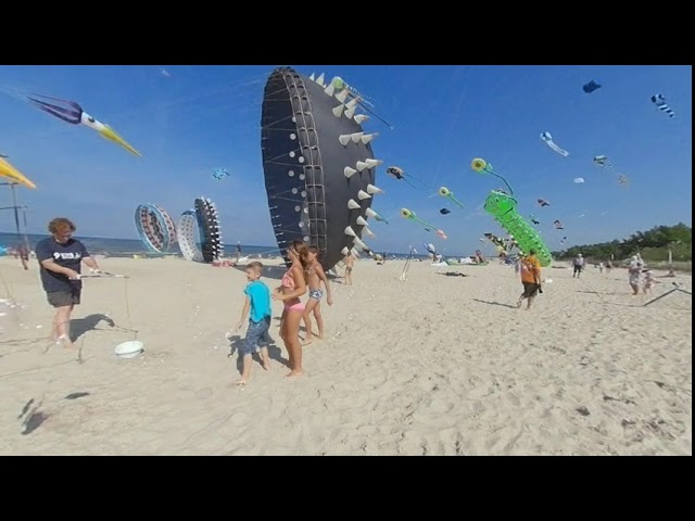 VR 360 Kite Festival International Leba Poland Baltic sea 180 3D 8K 3D footage