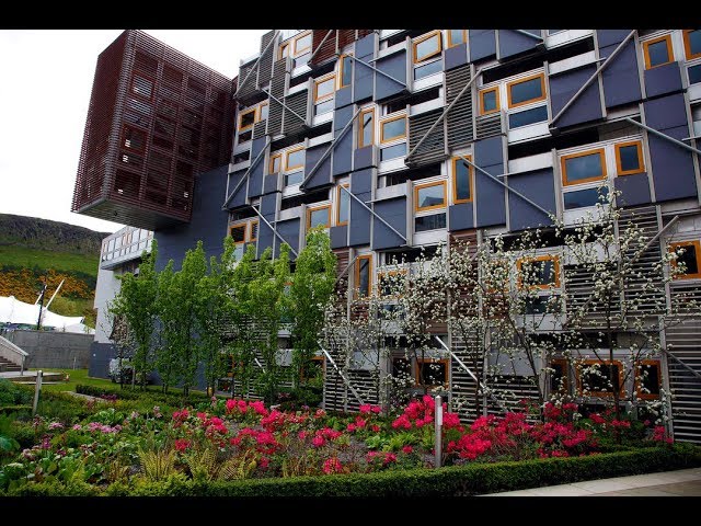 Immersive Tour: The Scottish Parliament Members' Garden