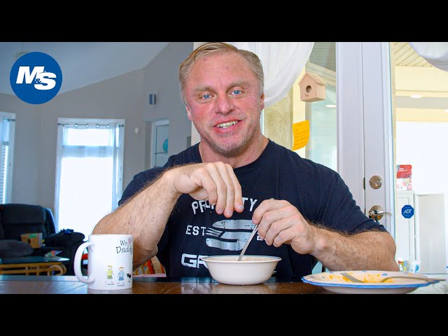 Can You Work Full-Time & Compete in Bodybuilding? | John Meadows | Table Talks