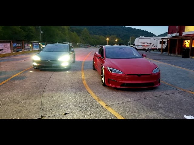 360* video / Tesla Plaid on 19s vs Tesla Plaid on 20s   - Knoxville Dragstrip-1/8 mile drag race