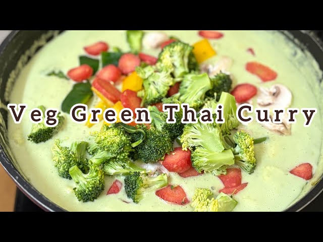 Authentic Thai Green Curry: A Flavorful Journey | How to make green curry | Homemade paste