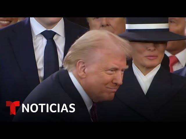 Trump se juramentó rodeado de su extensa familia que tuvo su protagonismo | Noticias Telemundo