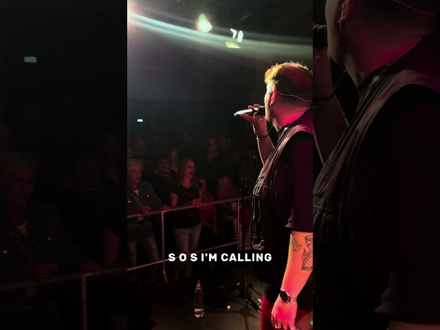 The moment when you sing SOS with me - have you streamed my new song yet? 🥹