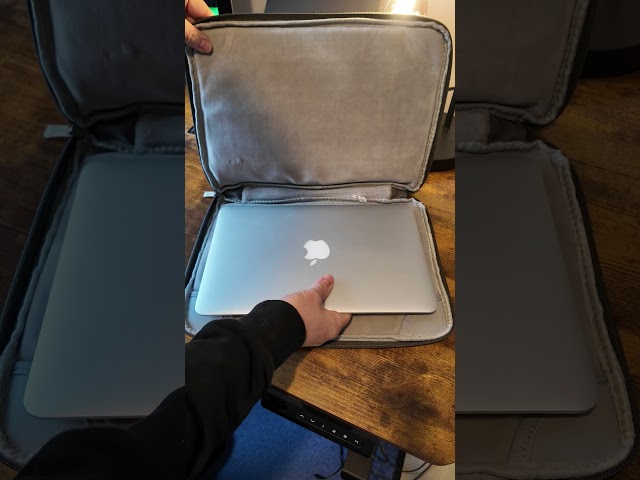 Stylish Laptop Bag for 13" - 14" Laptops.