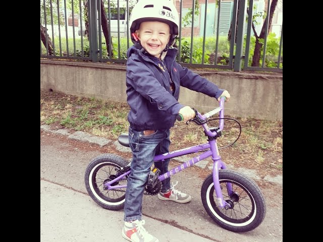 Bobo - 3years old bmx rider