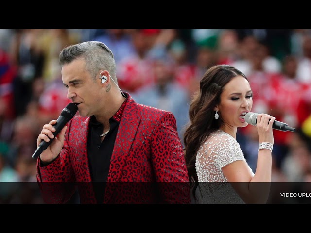 Robbie Williams - Angels ft. Aida Garifullina (HQ) - Live at Moscow 2018 -