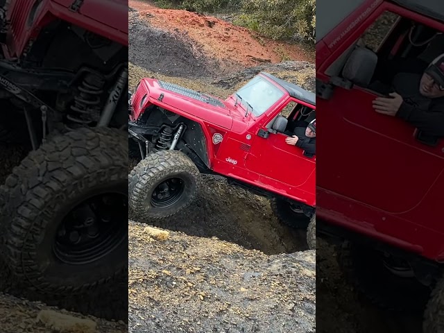 Jeep Climbs Up Crevice at The Farm