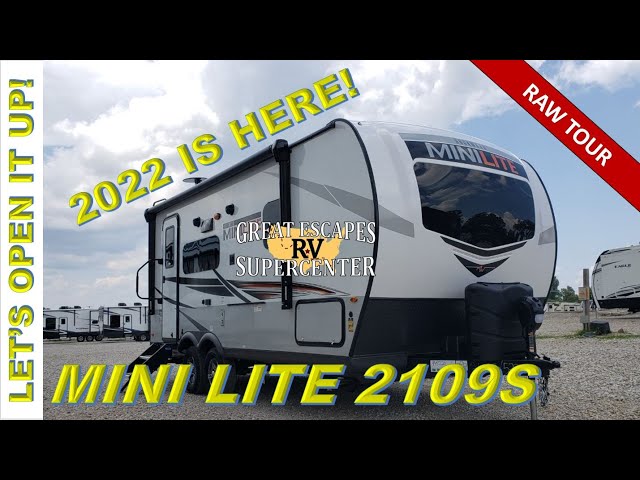 COOLEST RV EVER? 2022 FOREST RIVER ROCKWOOD MINI LITE 2109S