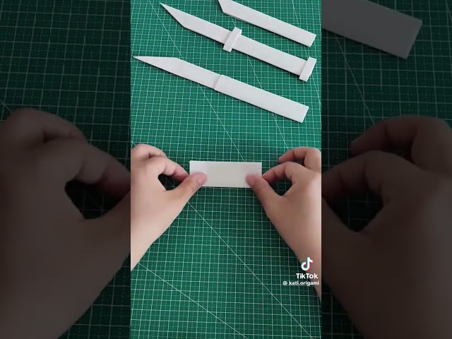 Easy paper sword ⚔️