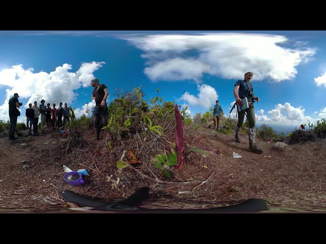 Gunung Kenepai top (360 degrees)