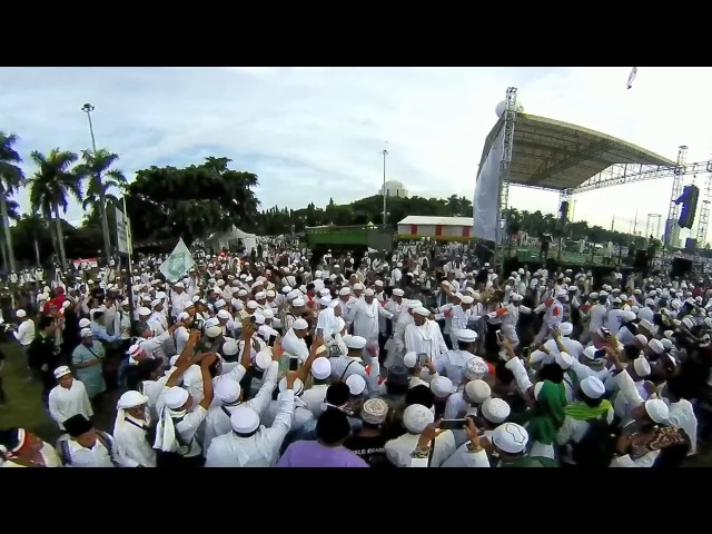 Heboh.. !!! detik -detik Habib Rizieq memasuki Monumen Nasional