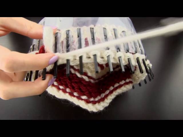 Knit a Hat!, DIY Beanie Hat with Pom Pom,DIY Knitting Loom!, Easy for Knitting or Crochet Beginners