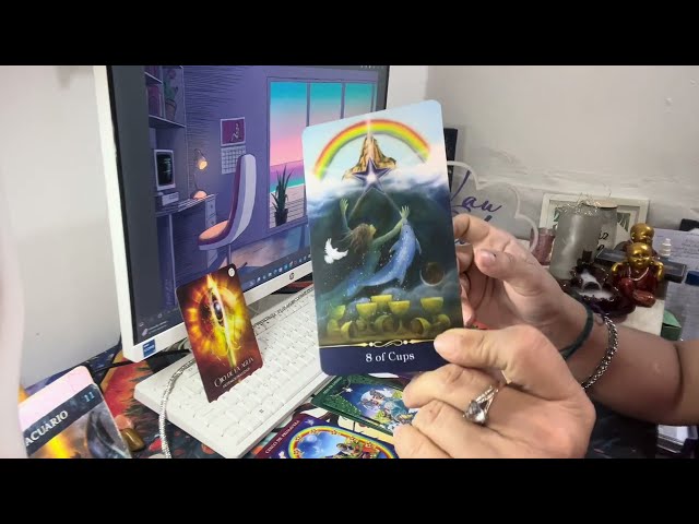 ACUARIO ♒️ Algo se va de tu vida pero algo nuevo viene 😀 Fuerte conexión con alguien #tarot