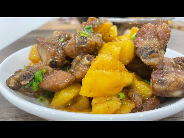 What's for your dinner? Pineapple braised pork ribs! My dinner!