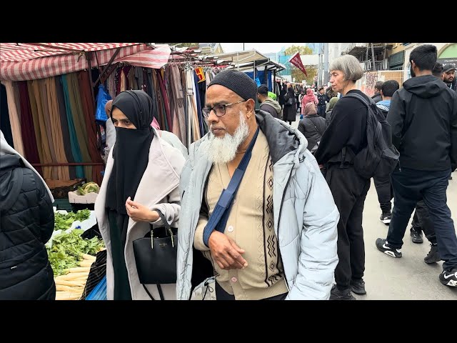 LONDON WALK, WHITECHAPEL AND WATNEY MARKET,  EAST LONDON'S COLORFUL MARKET SCENE, ENGLAND, UK, 4K