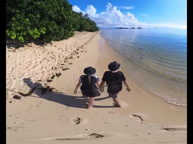 Dravuni Island. Fiji, Beach Walk VR 360!!!