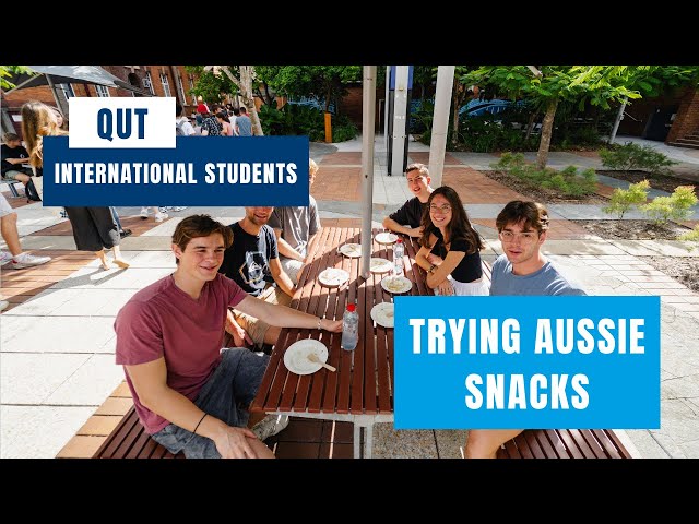 QUT International Students Try Aussie Snacks!