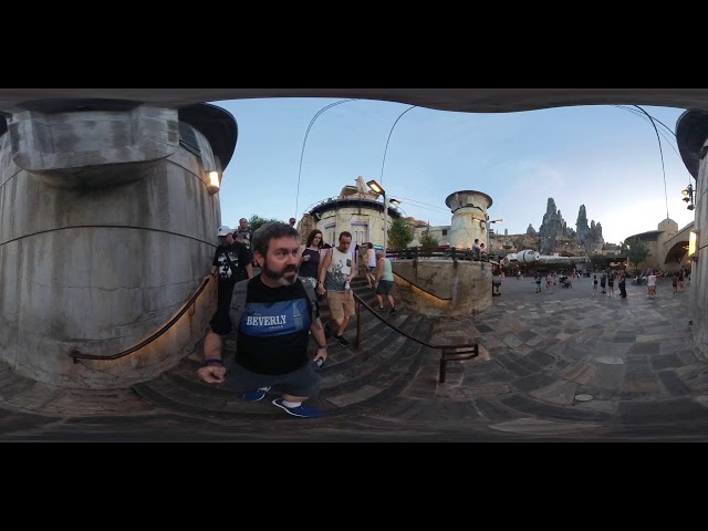 Insta360 live at Galaxy edge, Disney World, Florida