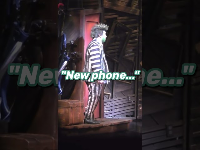 What happens when the audience interrupts? - Beetlejuice Musical Broadway - Alex Brightman