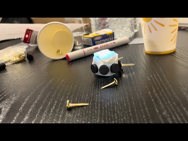 Ozobot Engineering - Evo to the Rescue: Sorting Recyclables!