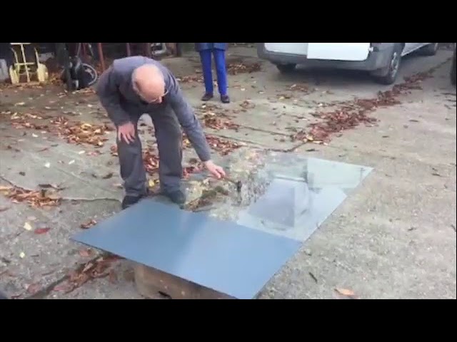 toughened glass smash