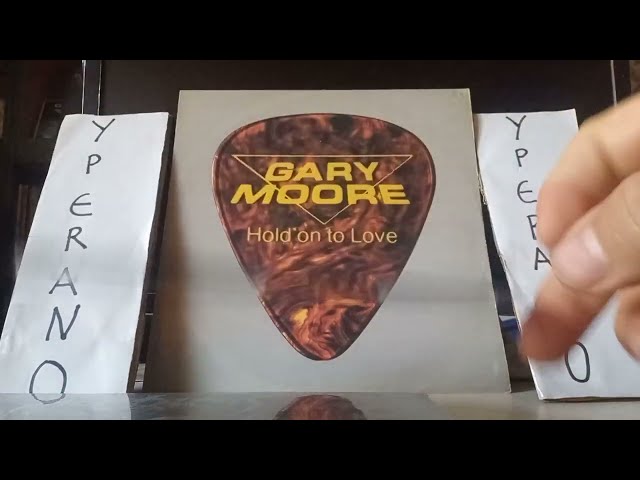 Gary MOORE: Hold on to love 12″ + 2 unreleased songs “Devil in Her Heart” + “Law of the Jungle”