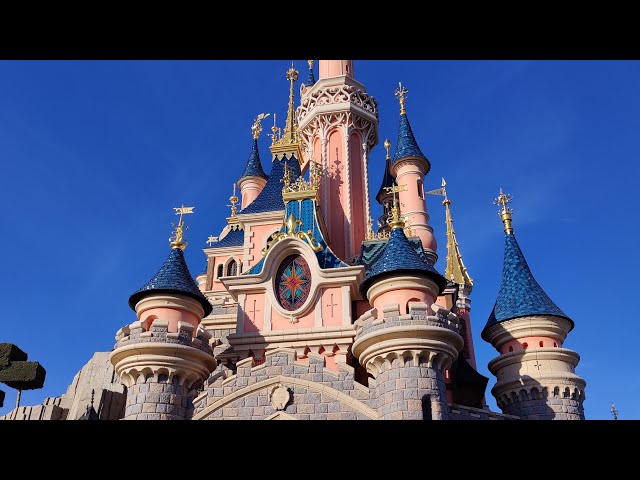 How to reach and spend your entire day at Disneyland Paris? #Disneyland #disneylandparis