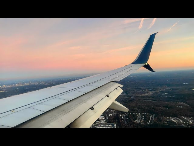 737 Arriving At ATL With The Sunrise