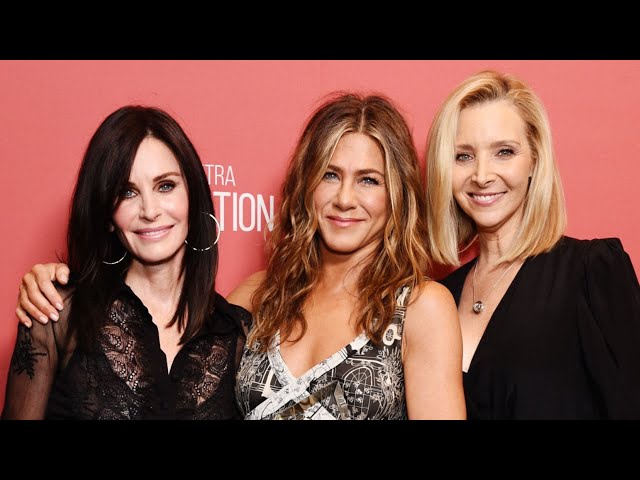 Jennifer Aniston vs Courteney Cox vs Lisa Kudrow Net Worth Comparison Which ‘Friends’ Actress Is the