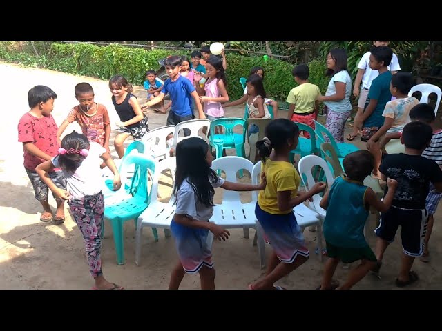 "Trip to Jerusalem" aka "Musical Chairs" Filipino Parlour Game 2020