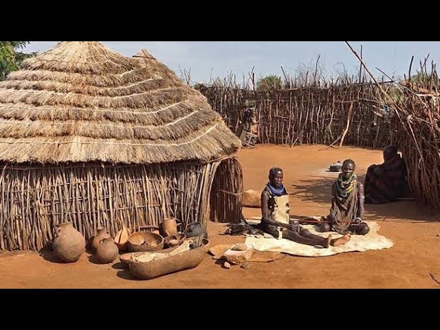 African village life// inside karamonjong homestead