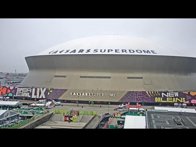 Live stream outside Caesars Superdome in New Orleans ahead of Super Bowl