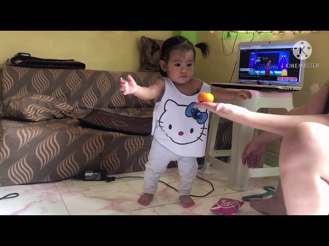 Teaching my little one how to walk @8months | Sophia Yzabelle