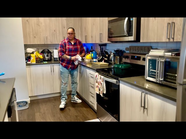 Cooking & cleaning #subscribe #wife #lgbt #support