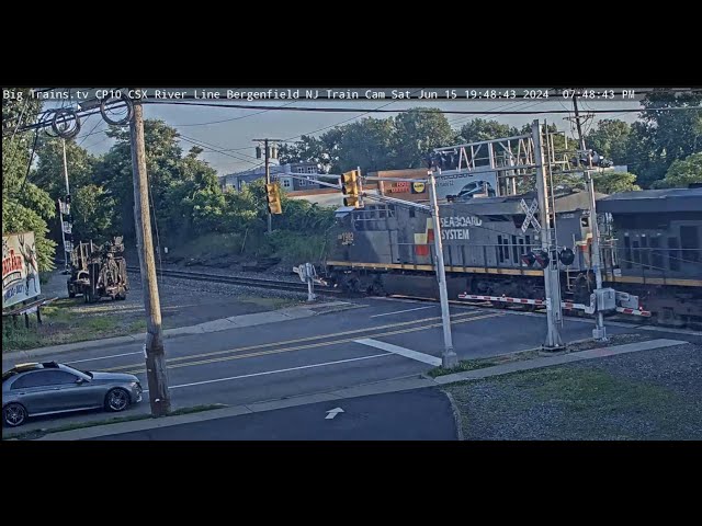 LIVE BigTrains.TV CP10 CSX River Line Bergenfield NJ