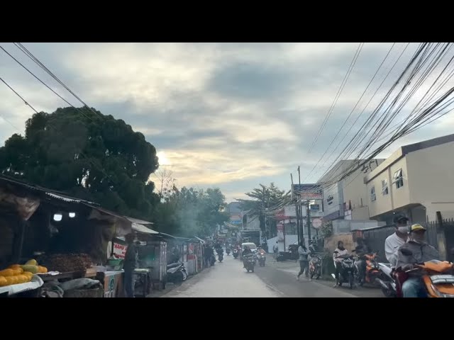 NGABUBURIT ‼️LIATIN JAJANAN TAKJIL PINGGIR JALAN SAMBIL DZIKIR SORE